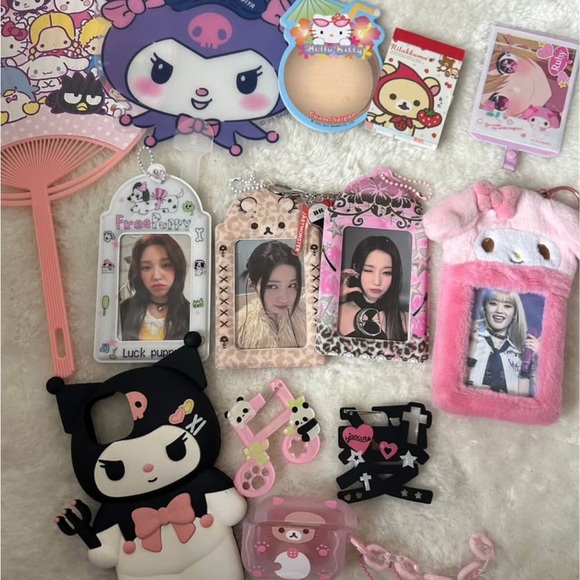 Other - Sanrio+kpop set